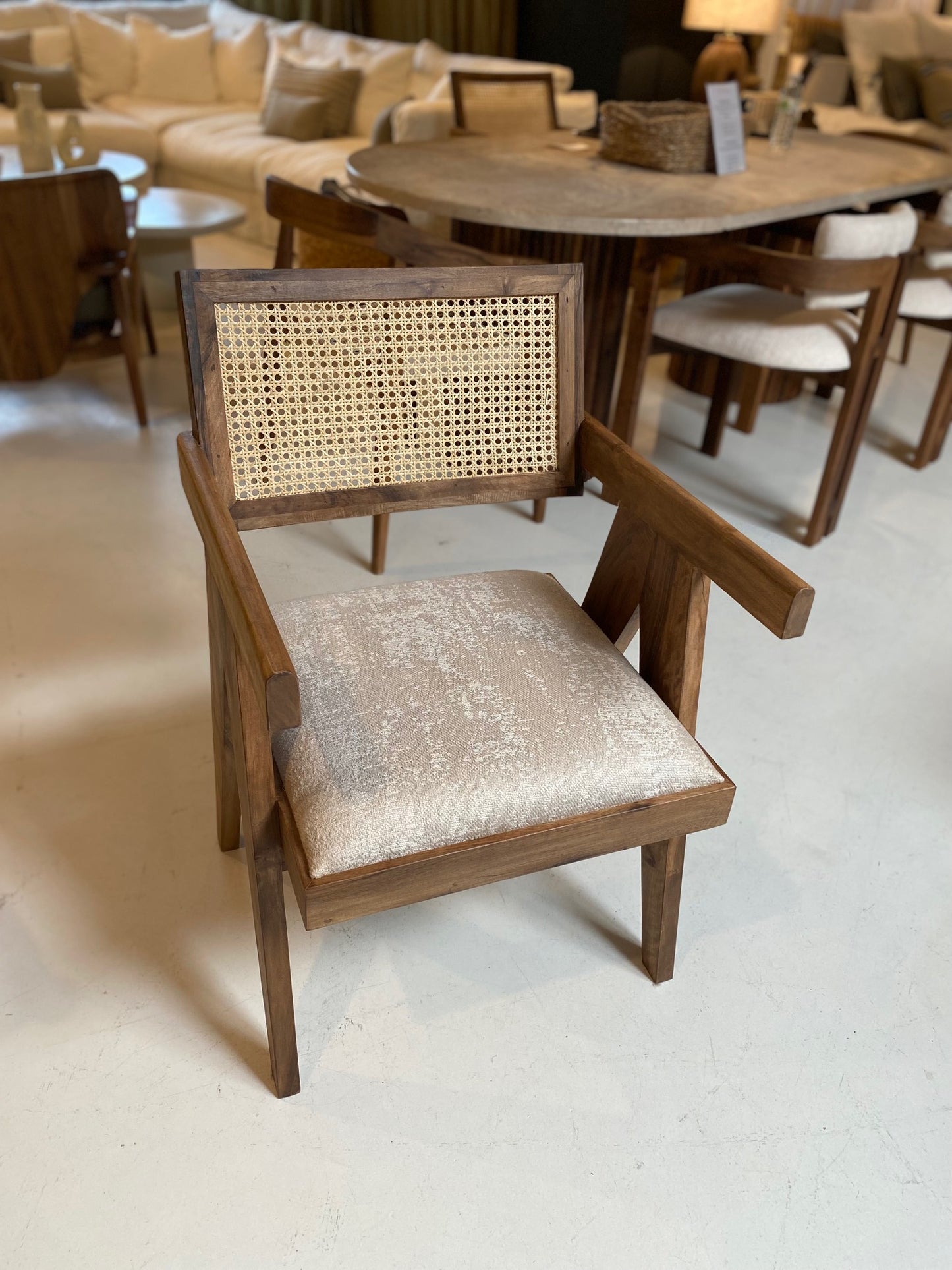 Fauteuil en cannage et assise tissu modèle Palerme