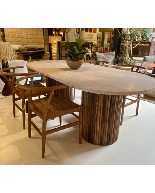 Table à diner en travertin et pieds en bois modèle Roma