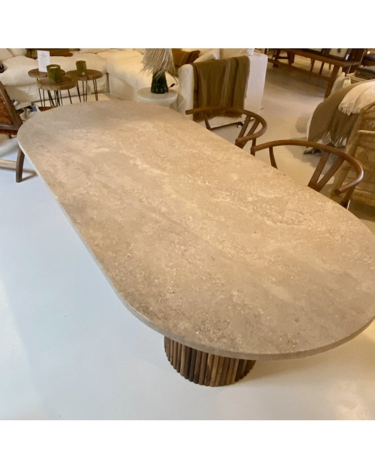 Table à diner en travertin et pieds en bois modèle Roma