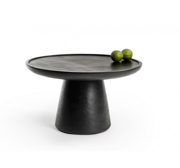La table TIFNIT en teck recyclé massif de la marque Manufactori est une pièce élégante et authentique. Avec son diamètre de 50 cm et sa hauteur de 30 cm, elle s'intègre parfaitement dans divers espaces, que ce soit comme table basse d'appoint ou élément décoratif.