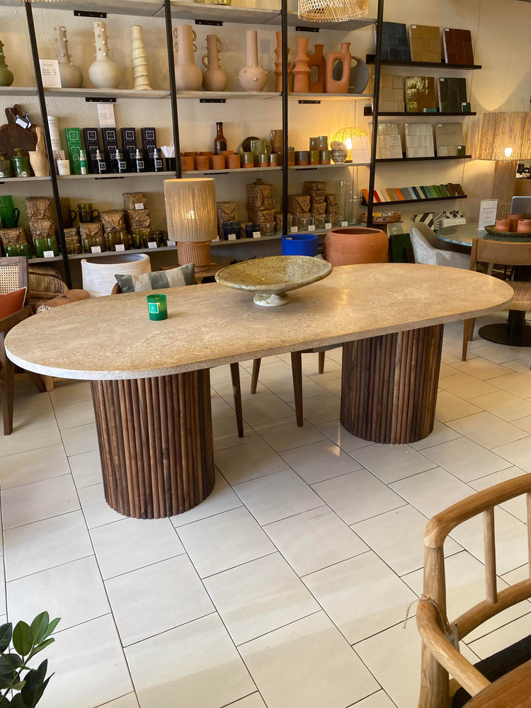 Table à diner en travertin et pieds en bois modèle Roma