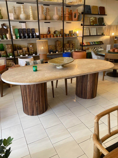 Table à diner en travertin et pieds en bois modèle Roma